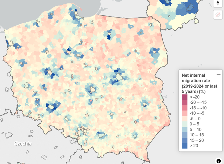 Map of Poland illustrating the net internal migration rate over the last five years. Polish cities attract citizens from the more rural areas. 